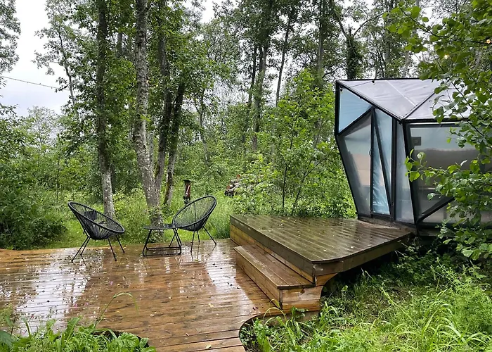 Hekso Treehouse * Kirikukula (Parnu)